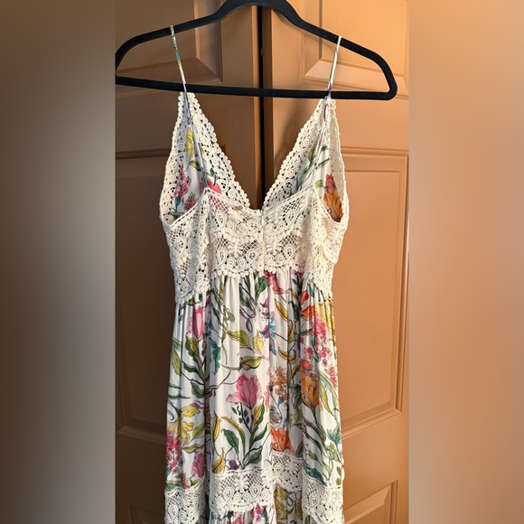 PQ Swim Shea Floral Maxi Dress with Lace Details - NWOT - Picture 4 of 5